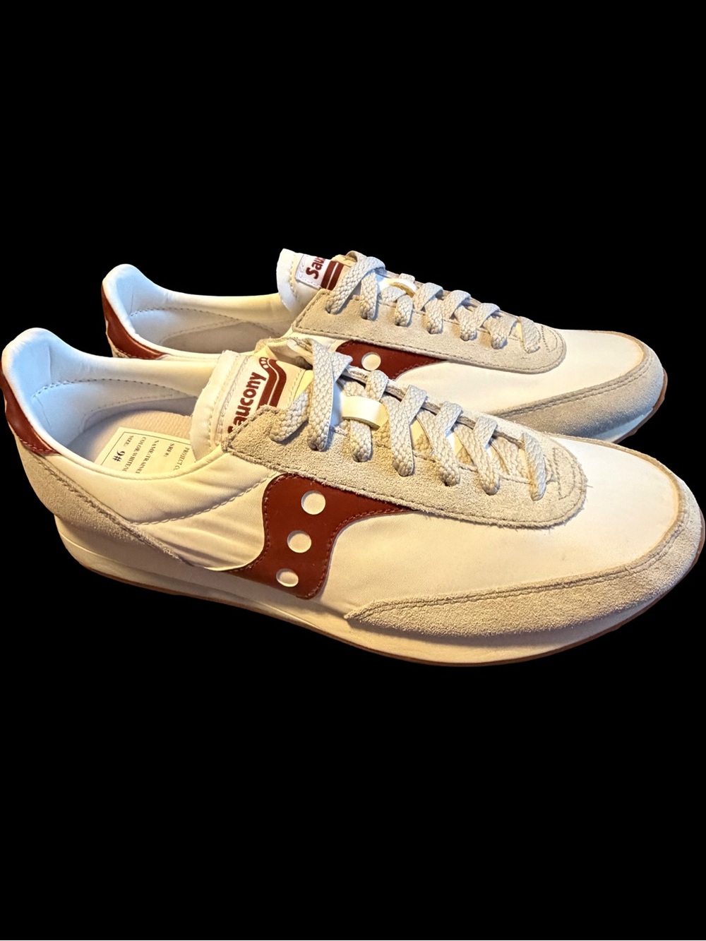 “Sales Sample" prototype of the Saucony Trainer 80 lifestyle sneaker.